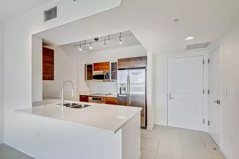 480 Hibiscus St #433, West Palm Beach, FL 33401