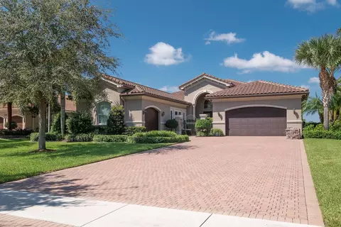 7655 Maywood Crest Dr, Palm Beach Gardens, FL 33412