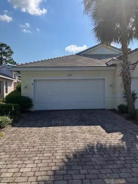4554 SE Bridgetown Ct, Stuart, FL 34997