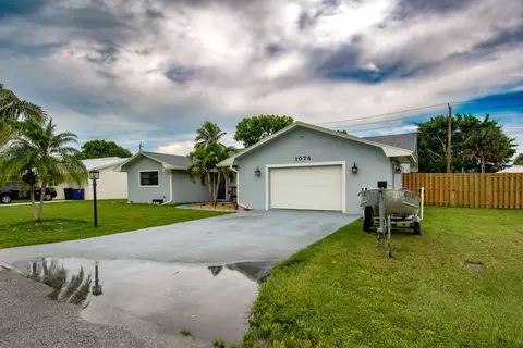 1074 NW 12th Ter, Stuart, FL 34994 photo 1