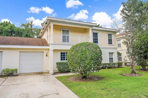 3812 Dove Landing Rd, West Palm Beach, FL 33403