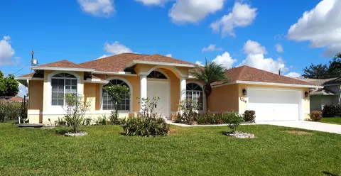 1249 SW Hunnicut Ave, Port Saint Lucie, FL 34953