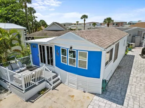 1161 Nettles Blvd, Jensen Beach, FL 34957