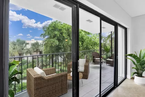 3605 S Ocean Blvd #325, South Palm Beach, FL 33480