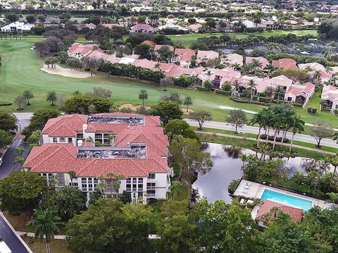 7370 Orangewood Ln #101, Boca Raton, FL 33433