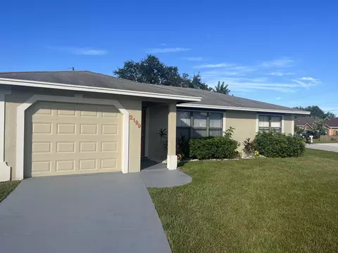 2199 SW Cameo Blvd, Port Saint Lucie, FL 34952
