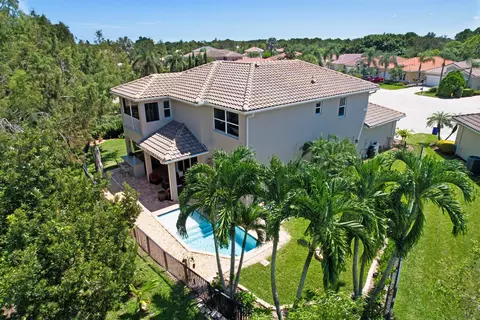 880 SW Pebble Ln, Palm City, FL 34990