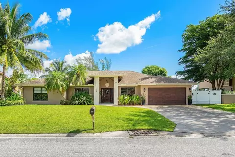 4365 Caryota Dr, Boynton Beach, FL 33436