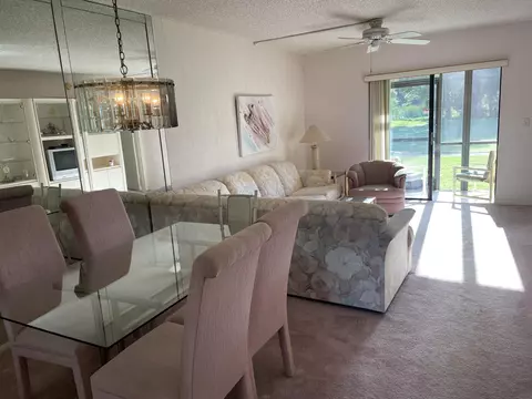 7257 Golf Colony Ct #104, Lake Worth, FL 33467