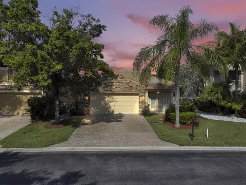 5803 Raceway Rd, Lake Worth, FL 33449