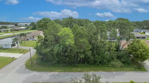 1290 Unknown Ave NE, Palm Bay, FL 32907