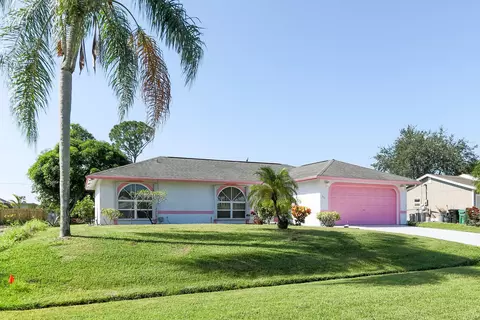 352 SW Duval Ave, Port Saint Lucie, FL 34983