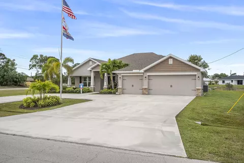 6486 NW Volucia Dr, Port Saint Lucie, FL 34986