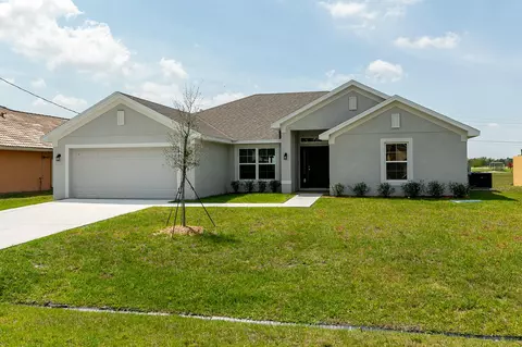 6519 NW Omega Rd, Port Saint Lucie, FL 34983