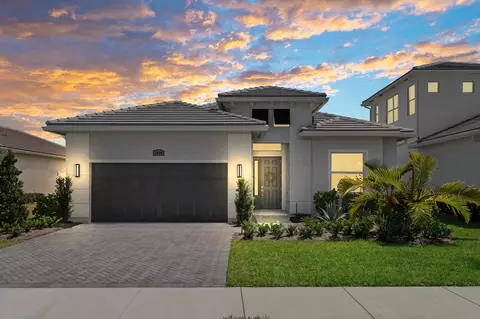 9470 SW Pepoli Way, Port Saint Lucie, FL 34987