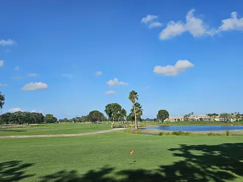 475 Prestwick Cir, Palm Beach Gardens, FL 33418