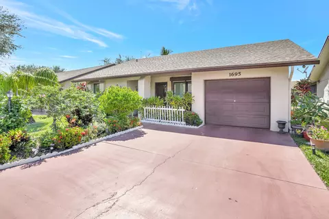 1695 SW 19th Ave, Deerfield Beach, FL 33442