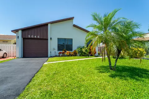 5045 Minto Rd, Boynton Beach, FL 33472