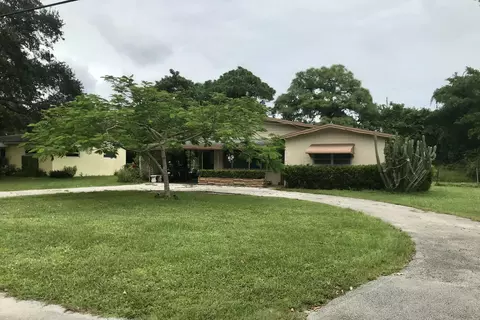 1114 Pine Ave, Fort Pierce, FL 34950