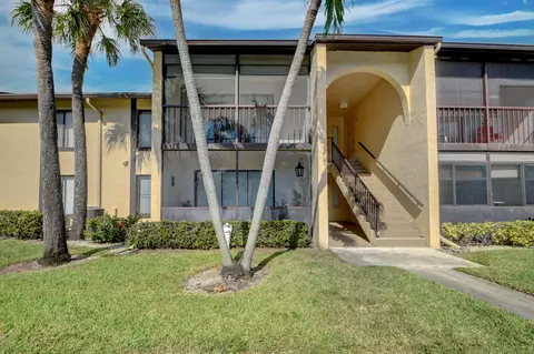 802 Sky Pine Way #C2, Greenacres, FL 33415