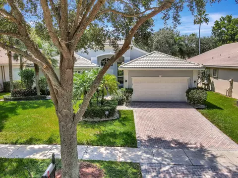 6998 Great Falls Cir, Boynton Beach, FL 33437