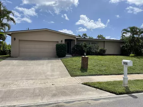 1406 Hillcrest Dr, Lake Worth, FL 33461