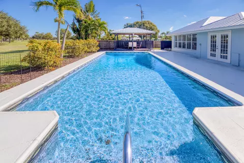 1473 SE Sunshine Ave, Port Saint Lucie, FL 34952