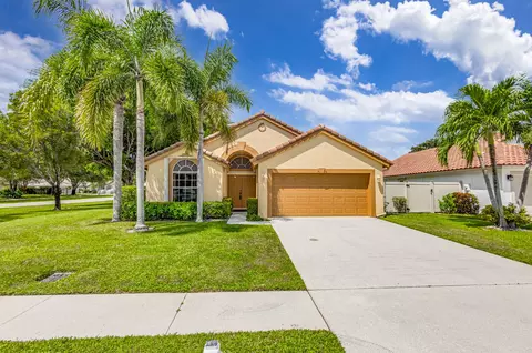 1598 Oak Berry Cir, Wellington, FL 33414
