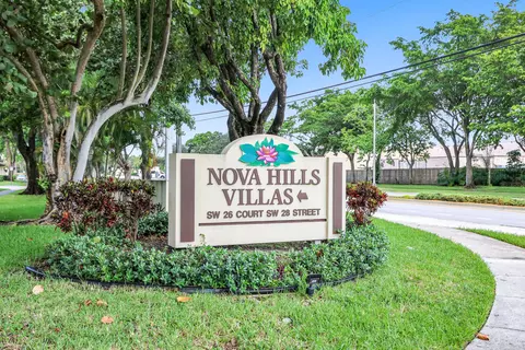 7509 SW 26th Ct #5, Davie, FL 33314