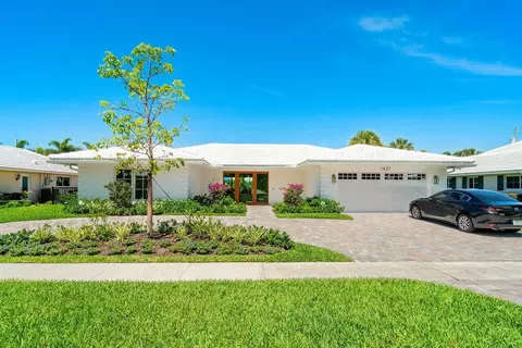 1421 SW Tamarind Way, Boca Raton, FL 33486