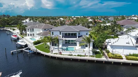 717 Harbour Point Dr, North Palm Beach, FL 33410