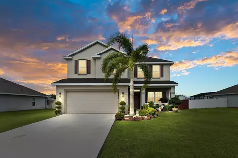 5860 NW Leah Dr, Port Saint Lucie, FL 34986