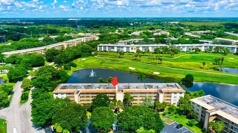 2905 Victoria Pl #F4, Coconut Creek, FL 33066