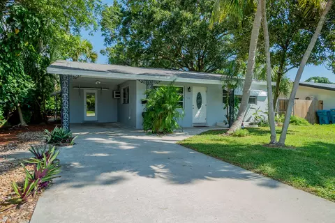 139 SW 6th Ave, Boynton Beach, FL 33435