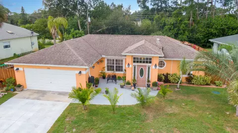 190 Twilight St NE, Palm Bay, FL 32907
