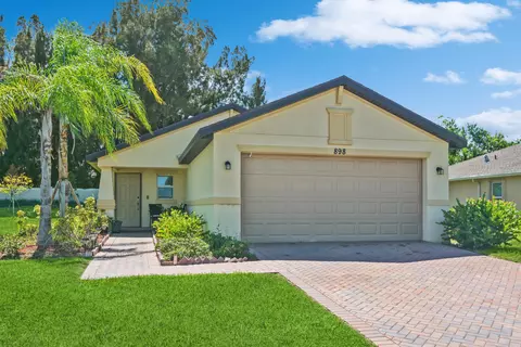 898 Bent Creek Dr, Fort Pierce, FL 34947