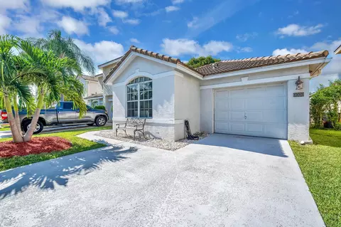 6885 Big Pine Key St, Lake Worth, FL 33467