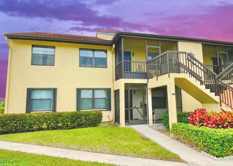4695 E Lucerne Lakes Blvd #203, Lake Worth, FL 33467