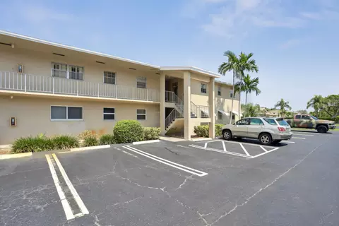 311 NE 17th Ave #203, Boynton Beach, FL 33435