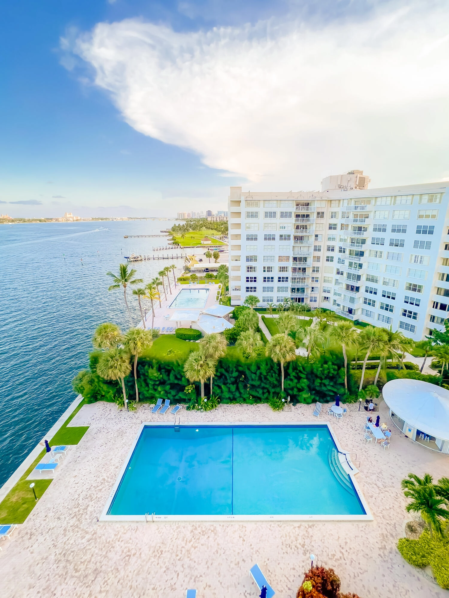 2800 N FLAGLER DR Unit 905  