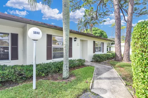 5048 Petal Pl #D, Delray Beach, FL 33484