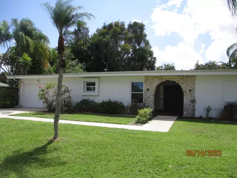 3005 SE Woodring Ln, Port Saint Lucie, FL 34952