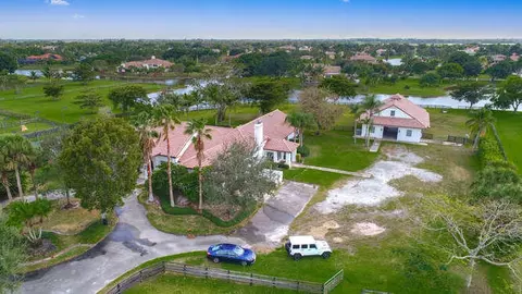 10792 El Paraiso Pl, Delray Beach, FL 33446