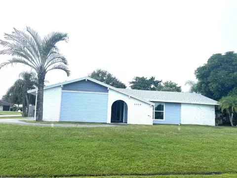 2498 SE Pinero Rd, Port Saint Lucie, FL 34952