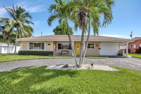 2240 NE 35 Ct, Lighthouse Point, FL 33064