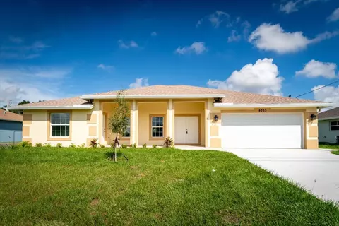 4365 SW Jarmer Rd, Port Saint Lucie, FL 34953