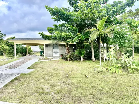 426 Riomar Dr, Port Saint Lucie, FL 34952