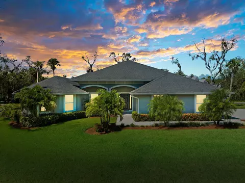 2100 Winding Creek Ln, Fort Pierce, FL 34981