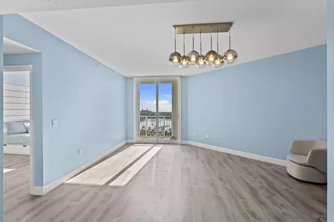 255 Evernia St #1317, West Palm Beach, FL 33401