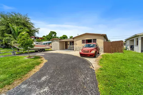 7401 Normandy St, Miramar, FL 33023